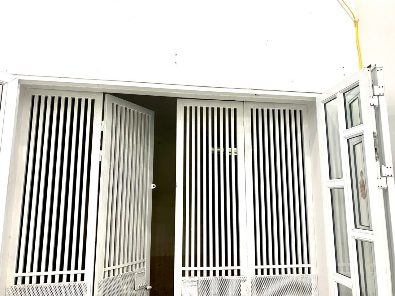 BÁN NHÀ 3 TẦNG ĐỘC LẬP TÔ HIỆU CHỈ 1.8X TỶ