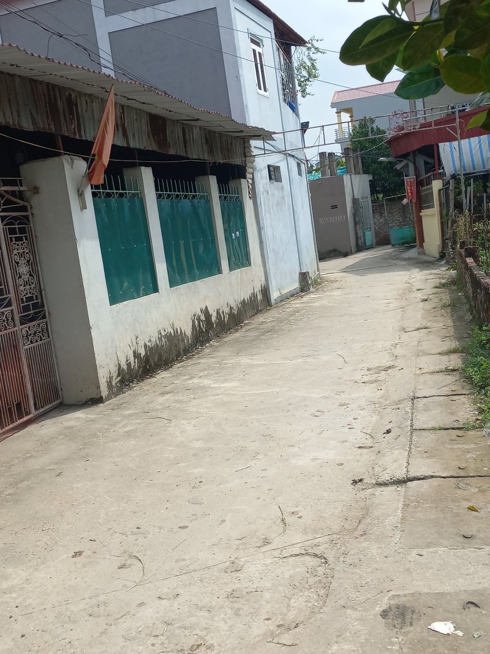 114m2