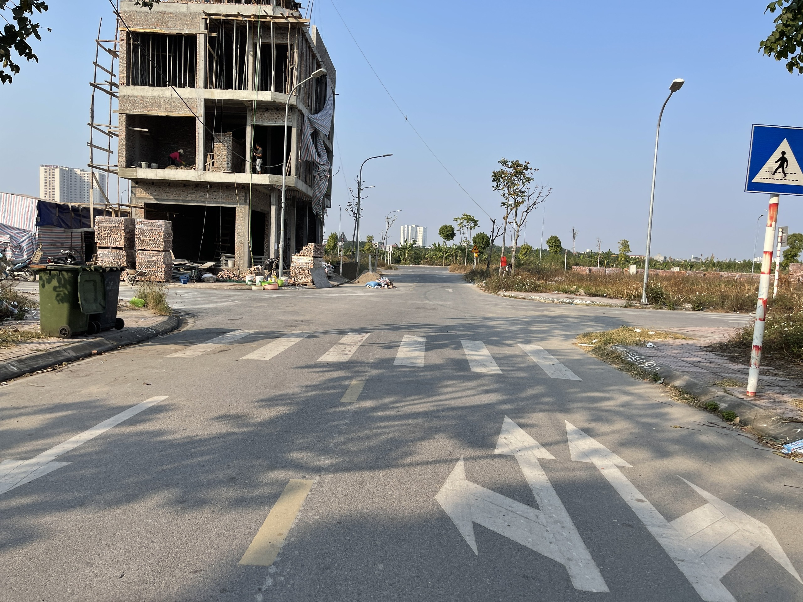 Bán 88,6m2 đất đấu giá Cự Khối, Long Biên. Đường ô tô tránh, tương lai gần hồ điều hòa