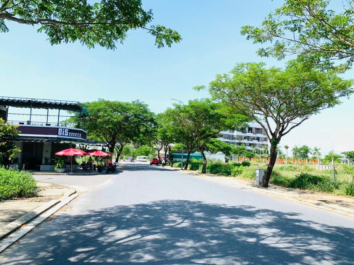 Cần bán gấp lô 144m2 khu đô thị FPT City Đà Nẵng