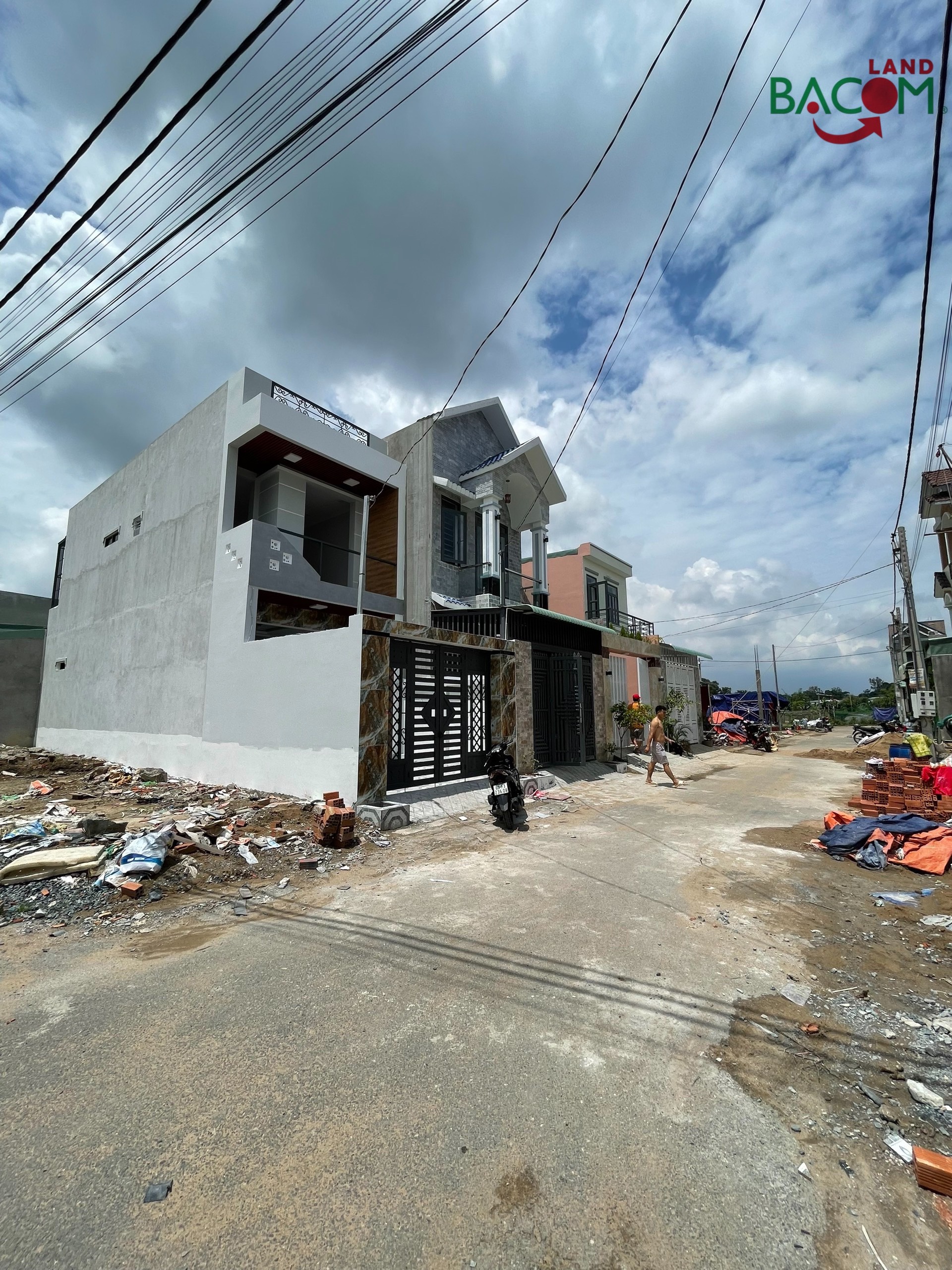 📣📣 Bán nhà 1 Trệt 1 Lầu 73m2 SHR thổ cư đường ô tô (P. Hoá An)