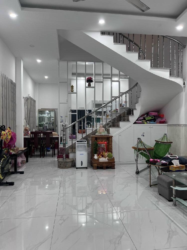 NHÀ HBG THÔNG, DT 81M2, NHÀ MỚI VÔ Ở NGAY, ĐƯỜNG TÂN KỲ TÂN QUÝ, PHƯỜNG TÂN SƠN NHÌ, QUẬN TÂN PHÚ