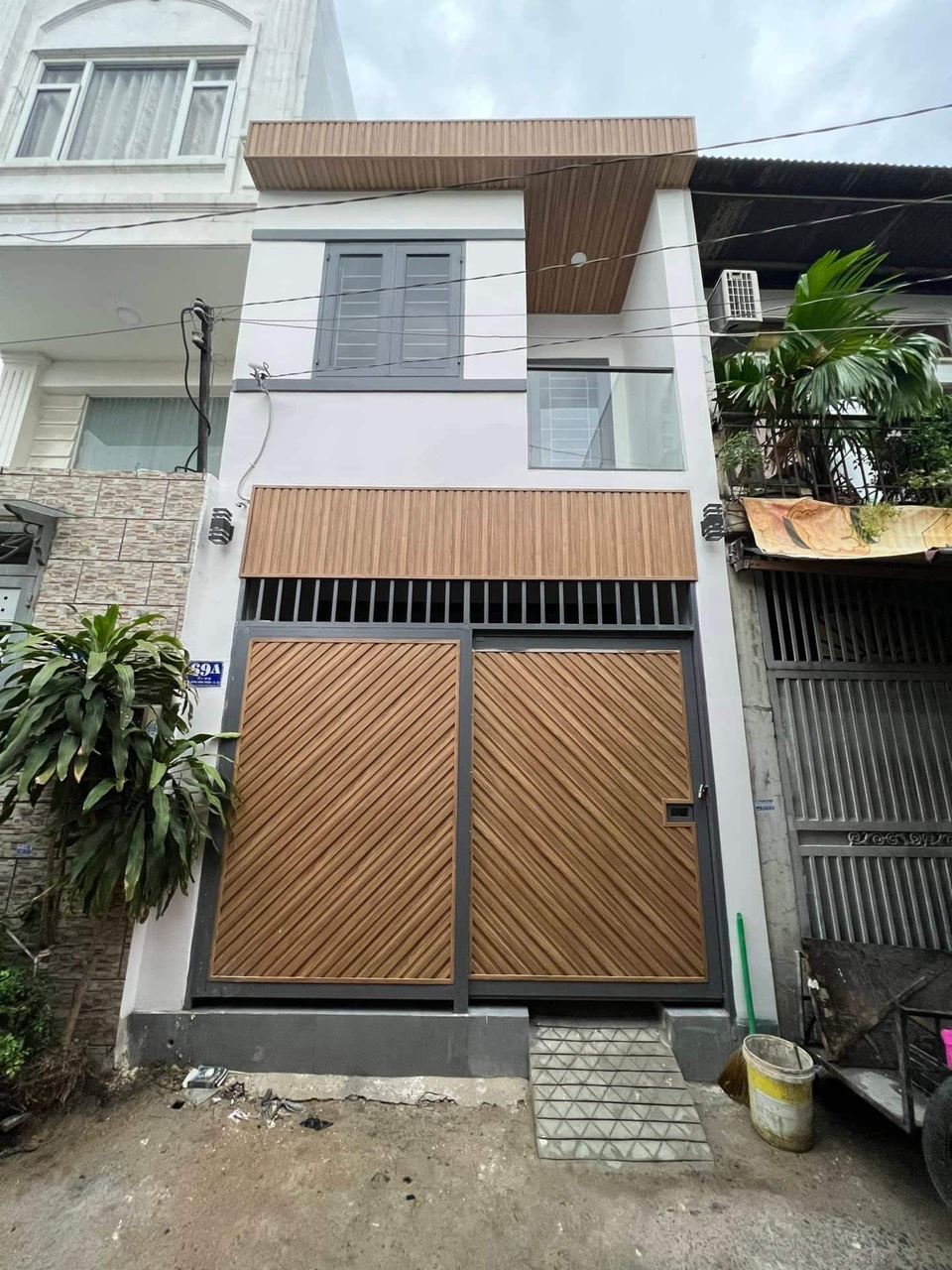 Giá Rẻ 2Tầng BTCT, SHR, 44m2 , HXH thông , cách QL1A 50m , Q12 , sát Gò vấp . 2tyxx