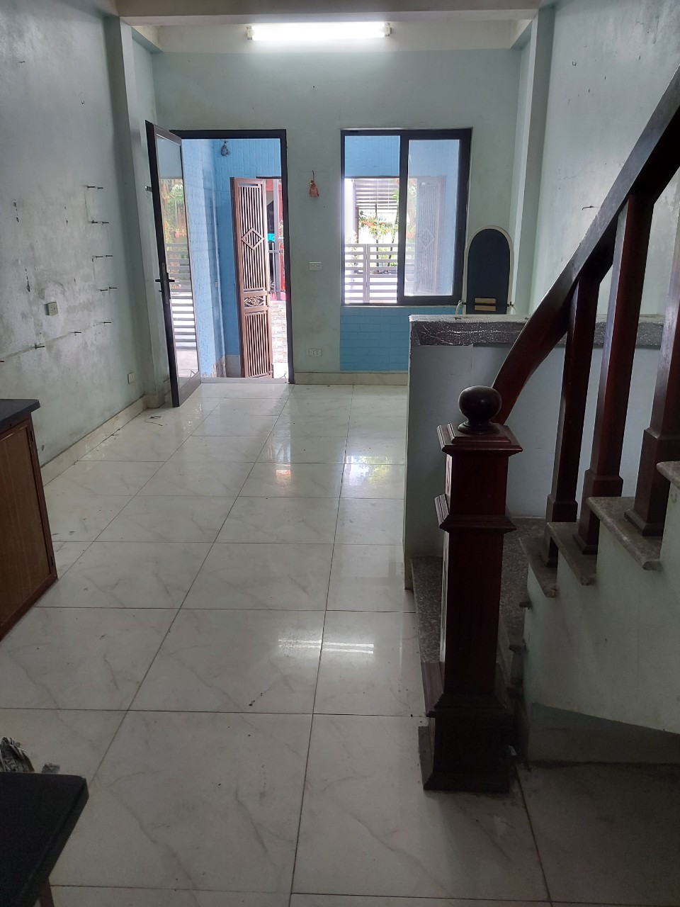 Chính chủ bán nhà Long Biên 43m/4T/4N Ô tô đỗ cửa 2 tỷ