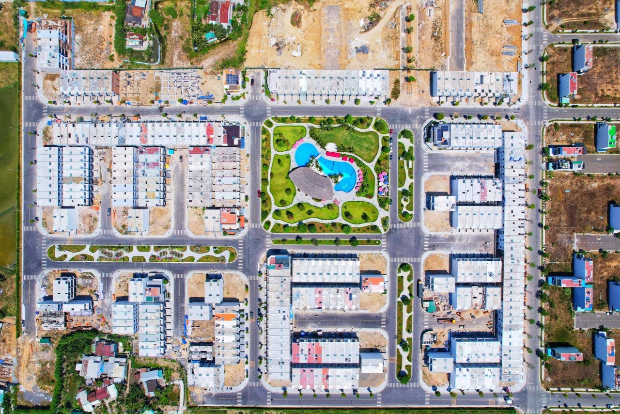 Giá rẻ bất ngờ nhà liền kề The Capella Nha Trang đường thông, ngay cổng chính đường số 55 rộng 18m chỉ 4,8 tỷ