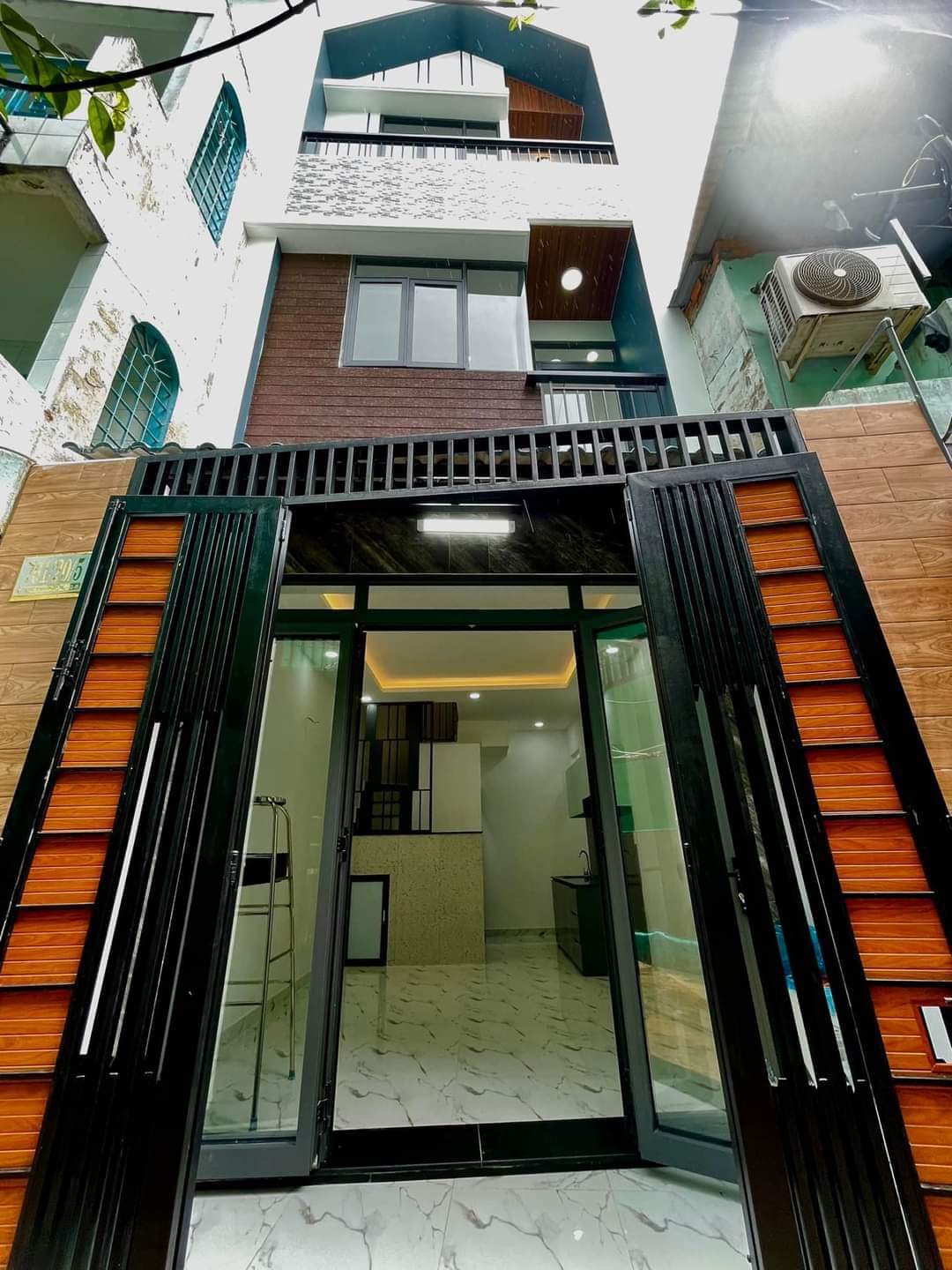 BÁN GẤP NHÀ VIP NỞ HẬU HƯNG PHÚ Q8, GIÁ NHỈNH 4 TỸ