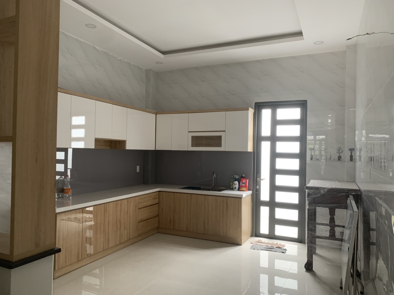 CẦN BÁN GẤP NHÀ MT ĐƯỜNG THẠNH LỘC 44 DTSD 255M2 GIÁ 6TỶ4