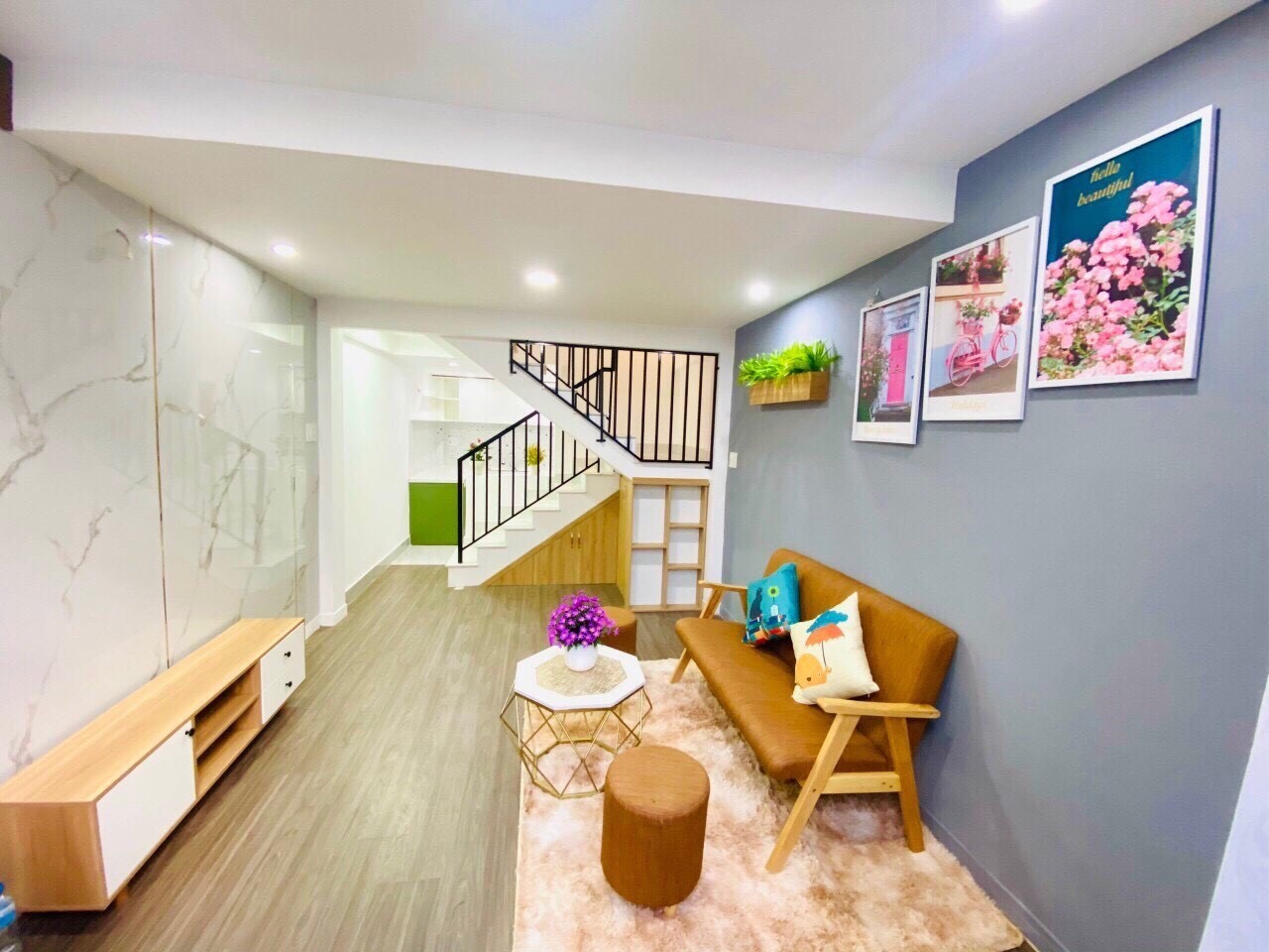 Nhỉnh 2tỷ5 sở hữu ngay nhà 3 Tầng TRUNG TÂM Đẹp - SÁT CHỢ MỚI