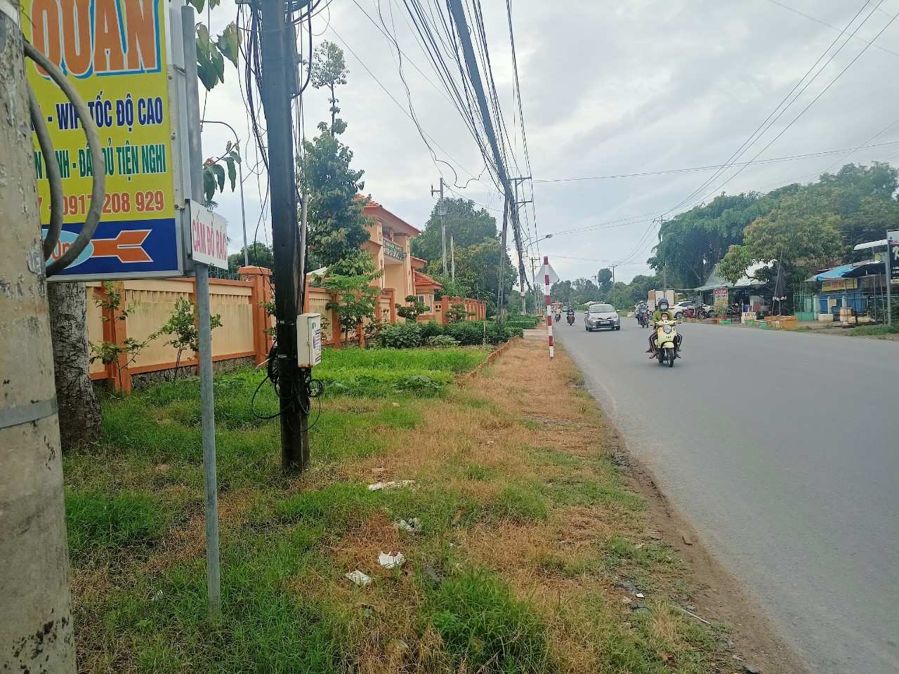 CHÍNH CHỦ CẦN BÁN LÔ ĐẤT TÂM HUYẾT VỊ TRÍ MẶT TIỀN ĐẸP.