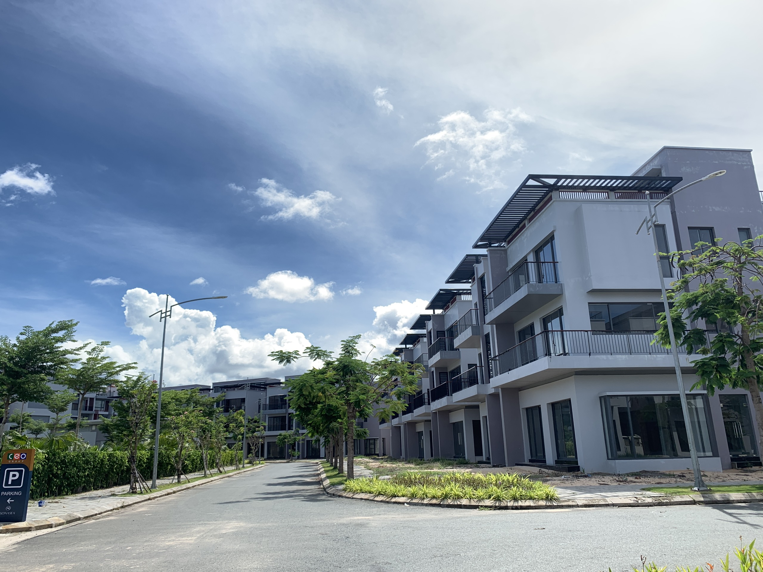 Cần bán biệt thự song lâp sở hữu lâu dài ngay trung tâm Bãi Trường Phú Quốc, giá chỉ 7 tỷ