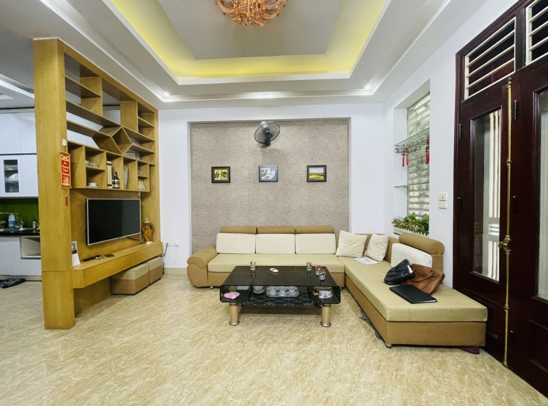 NHÀ ĐẸP TRUNG TÂM XA LA, NGÕ THÔNG - TẶNG NỘI THẤT, 40M X 5 TẦNG. GIÁ CHỈ 3.5 TỶ (CÓ THƯƠNG LƯỢNG)