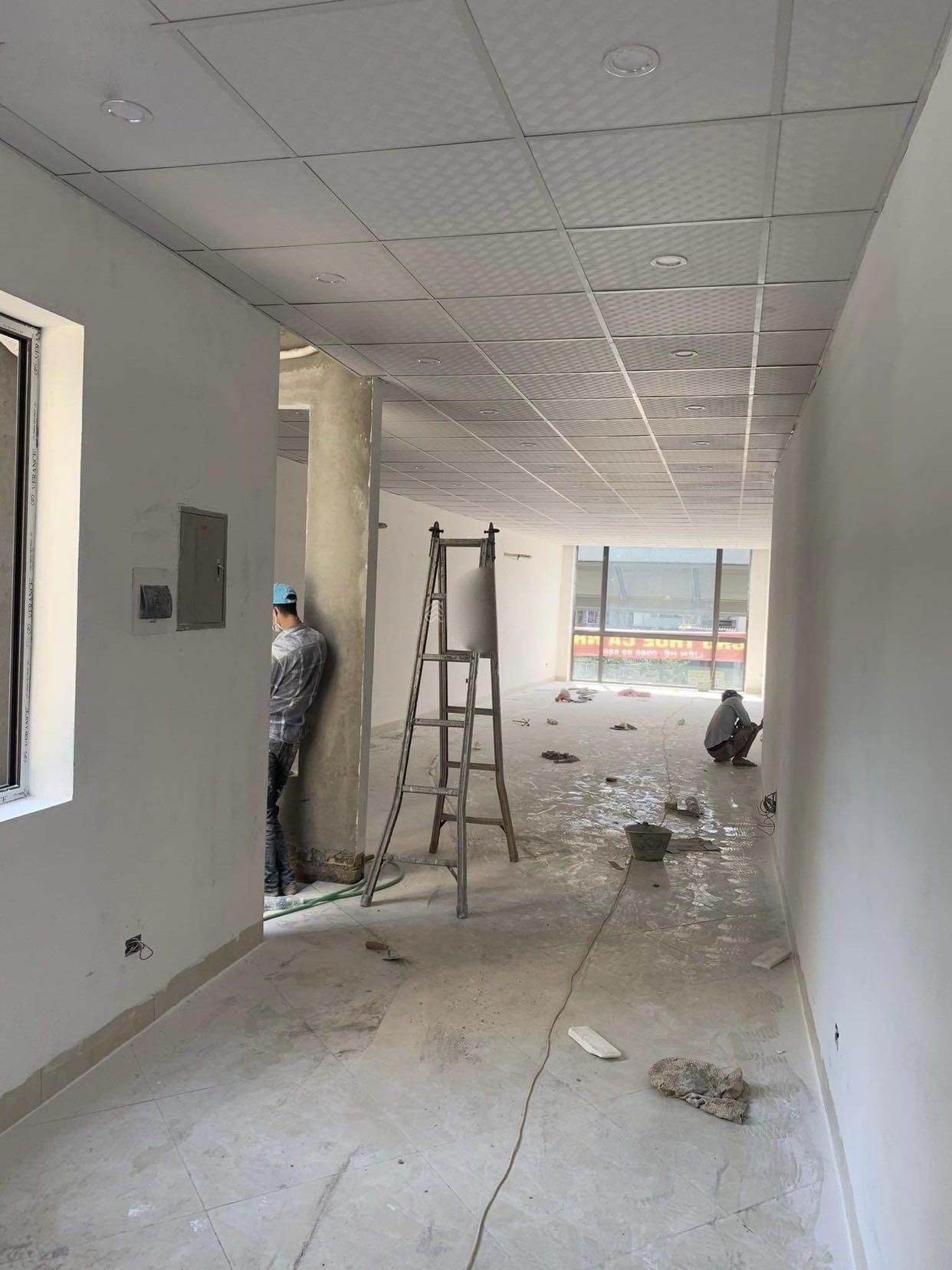 Cho thuê nhà MP Tô Ngọc Vân, DT 100m x 6 tầng, MT 6m, nhà có thang máy, dễ kdoanh, giá 80 tr/th