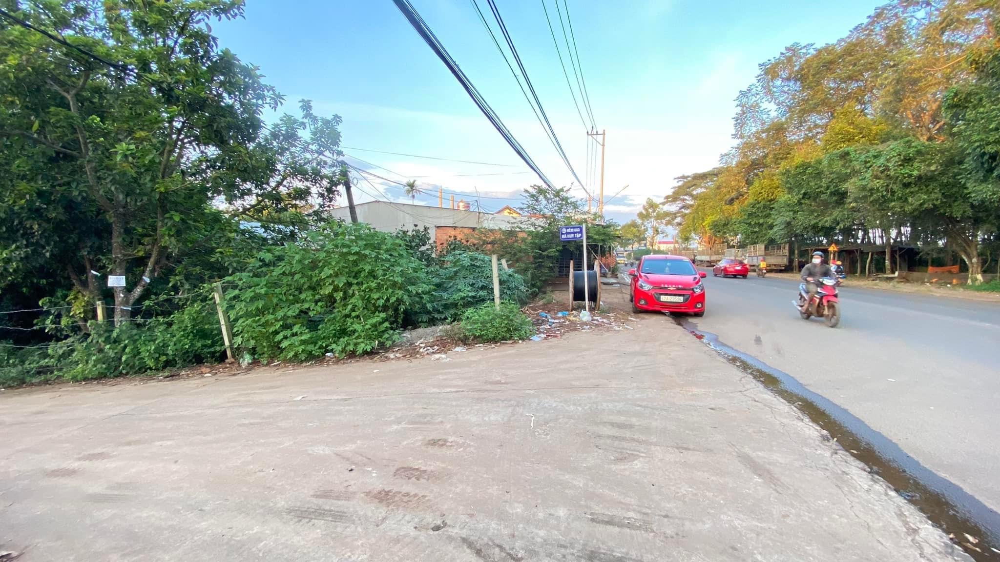 Lô góc đắc địa 220m2 – 02 MT Hà Huy Tập, ngay cạnh Trường Hoàng Việt & ĐH Y Dược