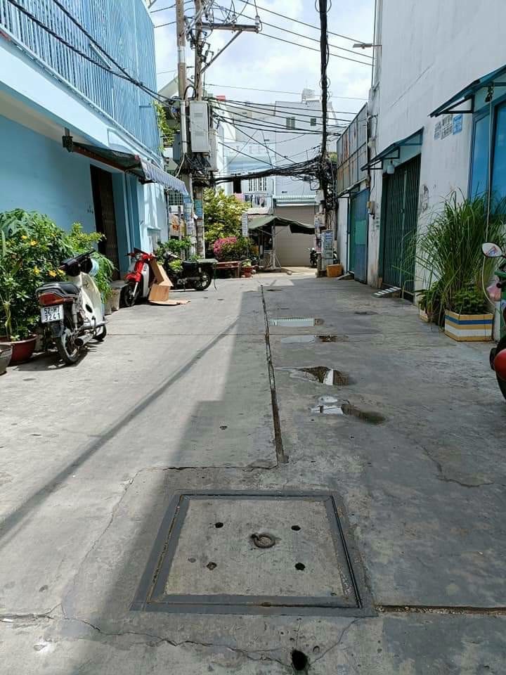 BÁN NHÀ BÌNH TÂN 50M2 CN ĐỦ HXT 6M CÁCH MT 1 CĂN 4TỶX TL MẠNH.