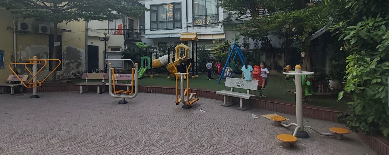 Bán Nhà Phố Khâm Thiên 40m2 Giá 3,52 Tỷ Ba Gác Nở Hậu Nội Thất Xịn Sò Sổ Chính Chủ