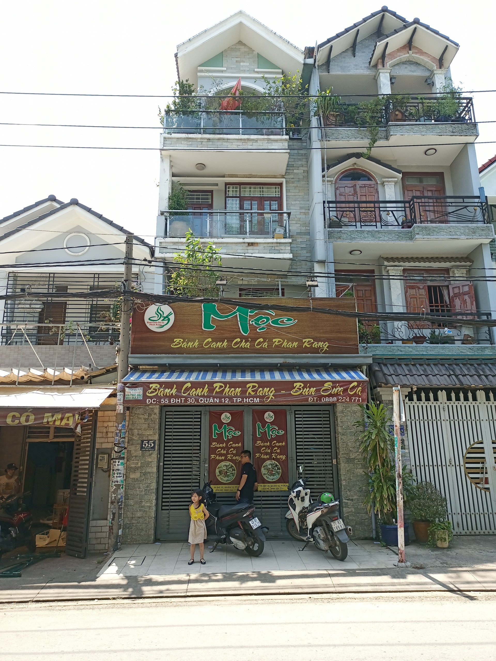 NHÀ 2 MẶT TIỀN ĐƯỜNG LỚN THUẬN TIỆN KINH DOANH