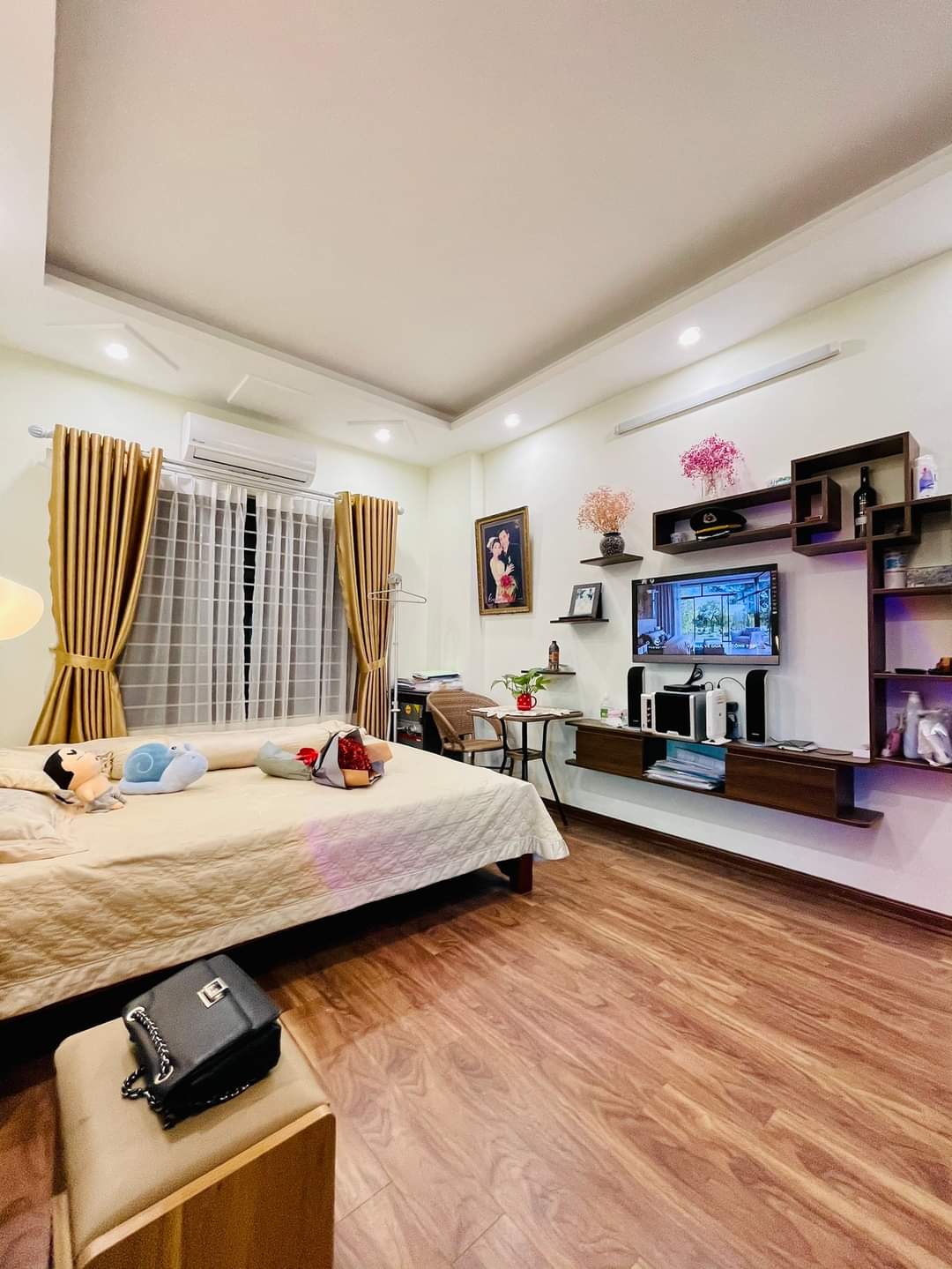 DIỆN TÍCH RỘNG - Ô TÔ - HAI THOÁNG VĨNH VIỄN - NHÀ DÂN TỰ XÂY -KHU VỰC PHÁT TRIỂN TỪNG NGÀY - TẦM GIÁ DỄ BAY.84M HƠN 4