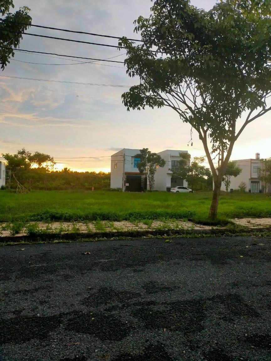 CHÍNH CHỦ CẦN BÁN LÔ ĐẤT TÂM HUYẾT TIỀM VỊ TRÍ ĐẸP GIÁ SIÊU ĐẦU TƯ.