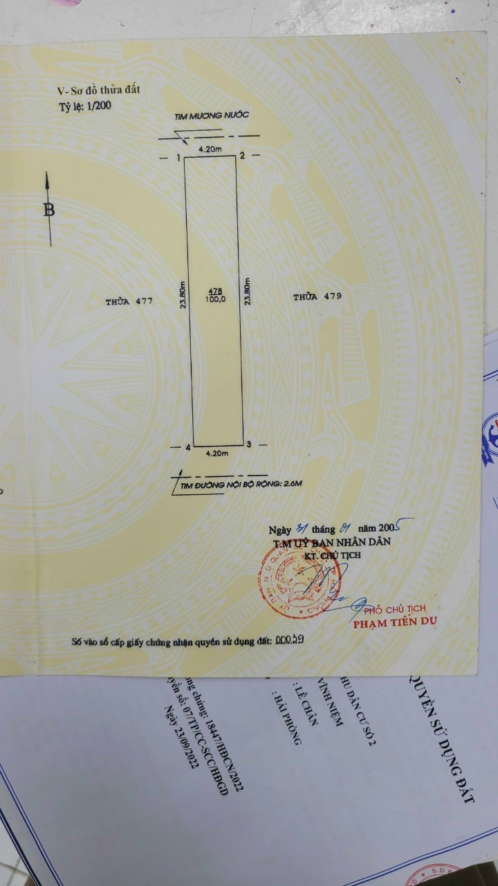 Cần bán gấp cực rẻ mảnh đất Lê Chân tuyến 2 đường thiên lôi, ngay ngã 4 Phúc Tăng, đường rộng 7 m có vỉa hè. Giá 35tr/m2
