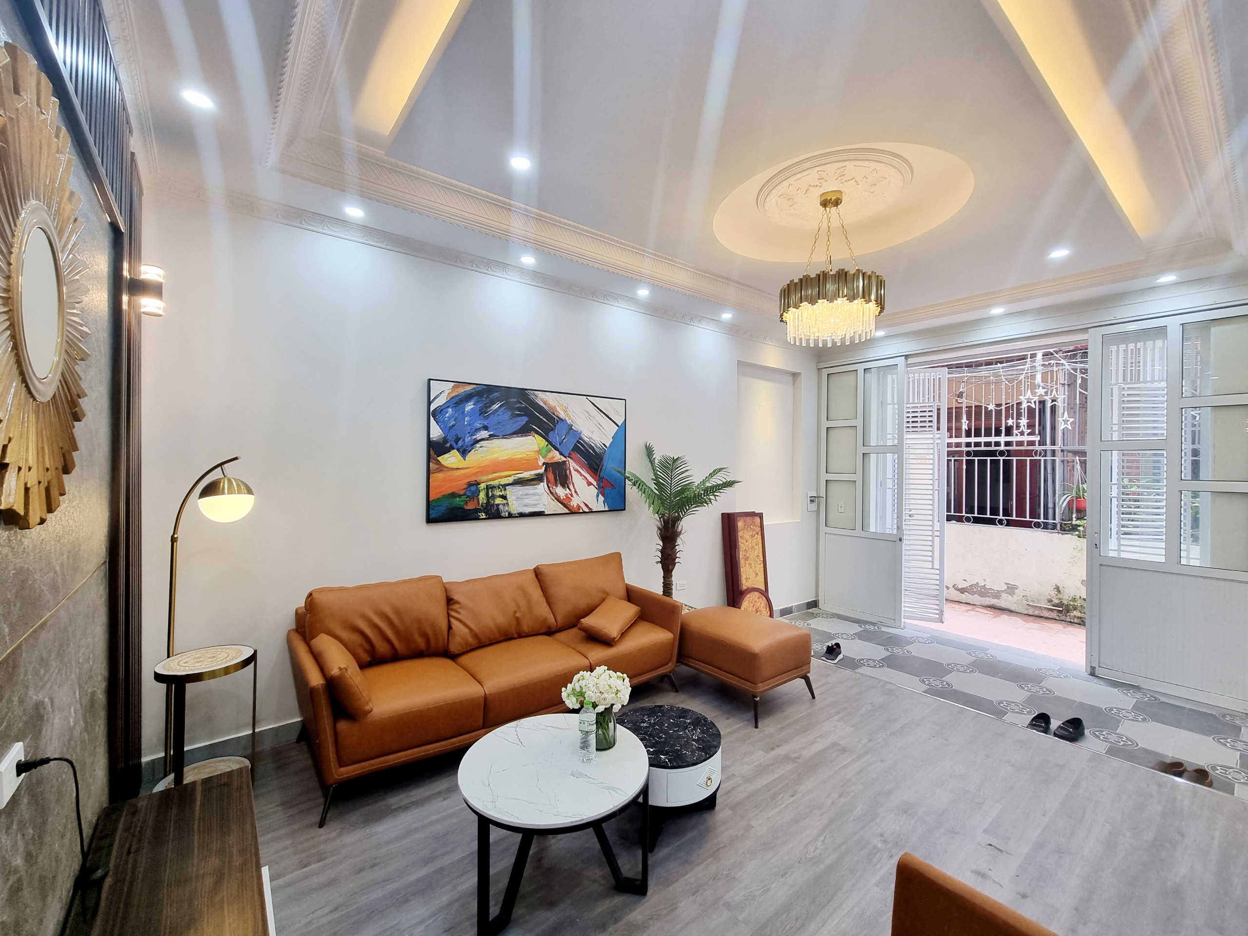 Căn nhà siêu đẹp phố Lạch Tray - Hào Khê. Diện tích: 52m2 x 3 tầng. G.i.á: 2,35 tỷ (Có thoả thuận)