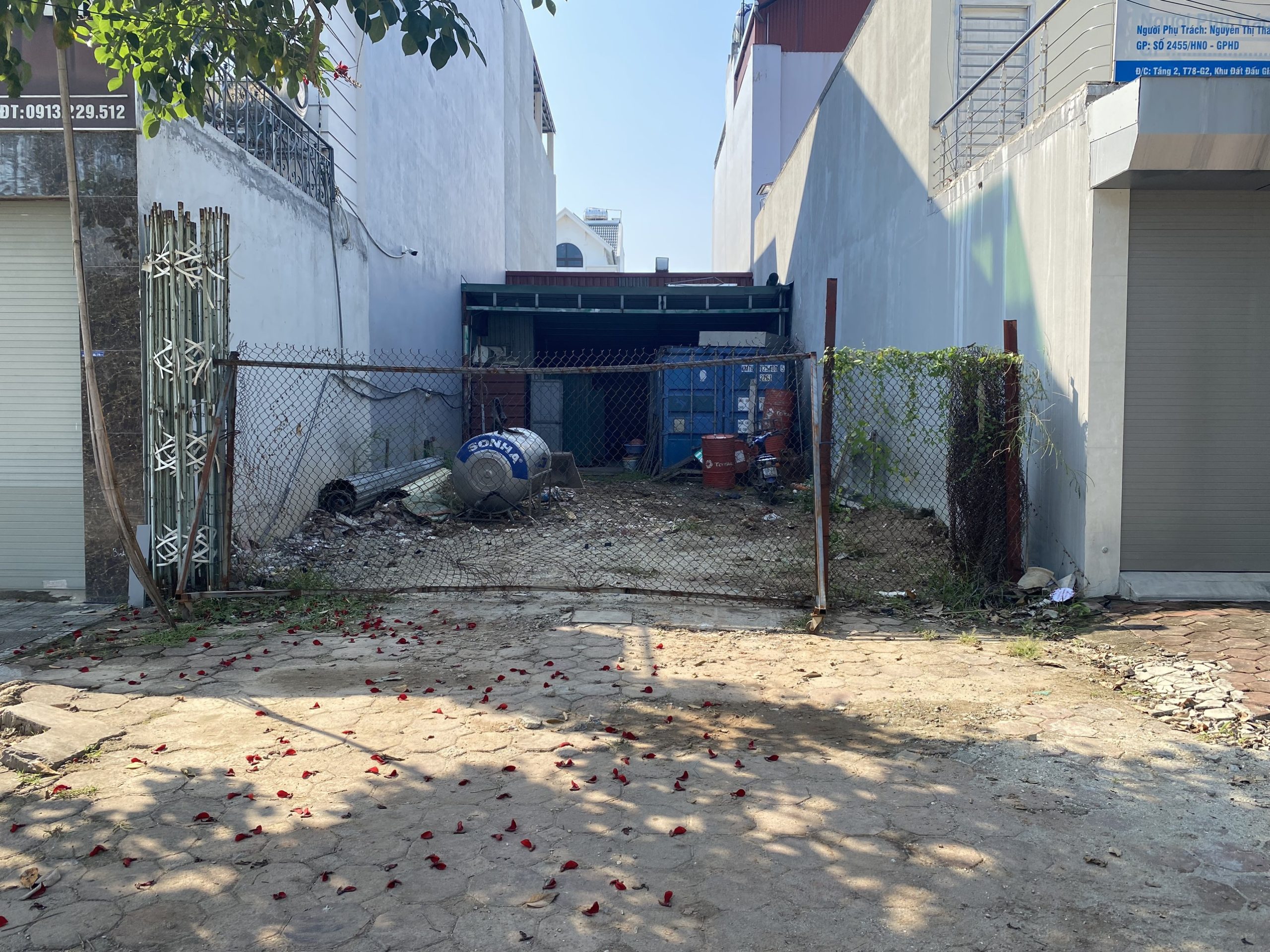 Chính chủ cần sang tên nhanh lô đất nằm trong dãy BT4C khu đấu giá phường Phúc Lợi