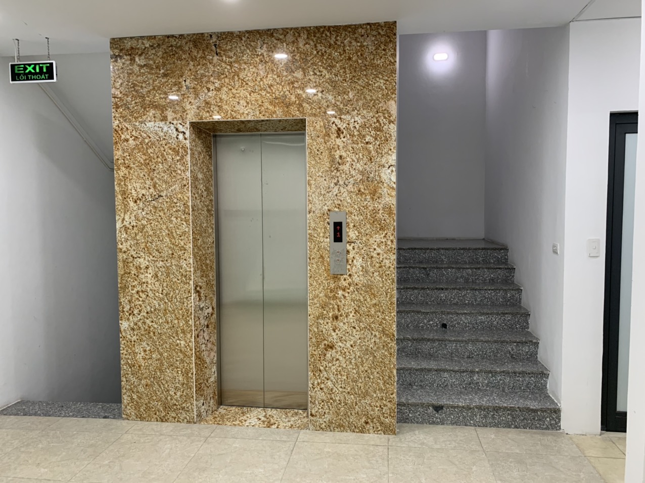 CẦN CHO THUÊ NHÀ LÀM VĂN PHÒNG TẠI HAI BÀ TRƯNG HÀ NỘI