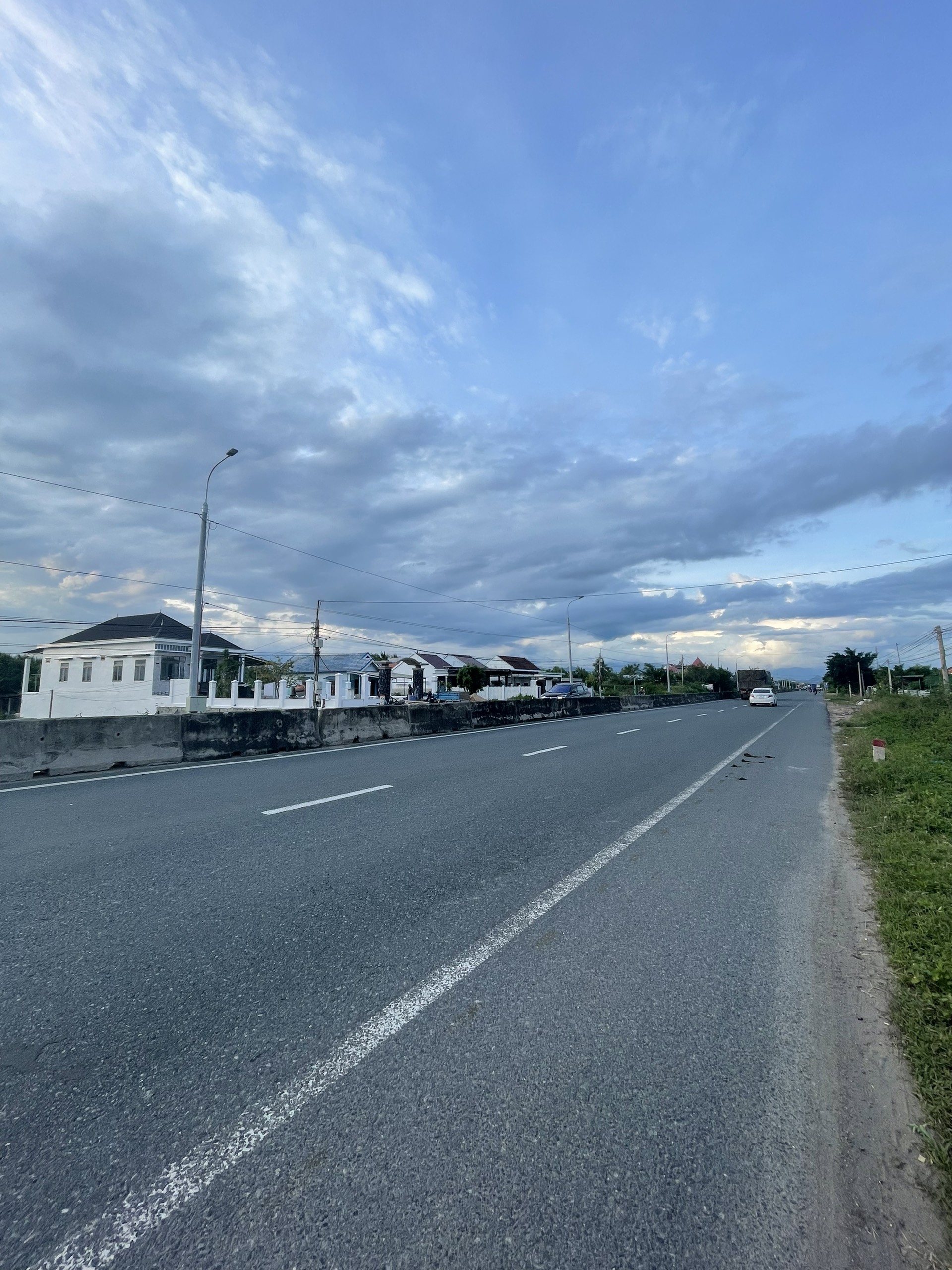 BÁN GẤP 2 LÔ NINH AN, NINH HÒA CÁCH QL1A 50M GIÁ 4TR/M2