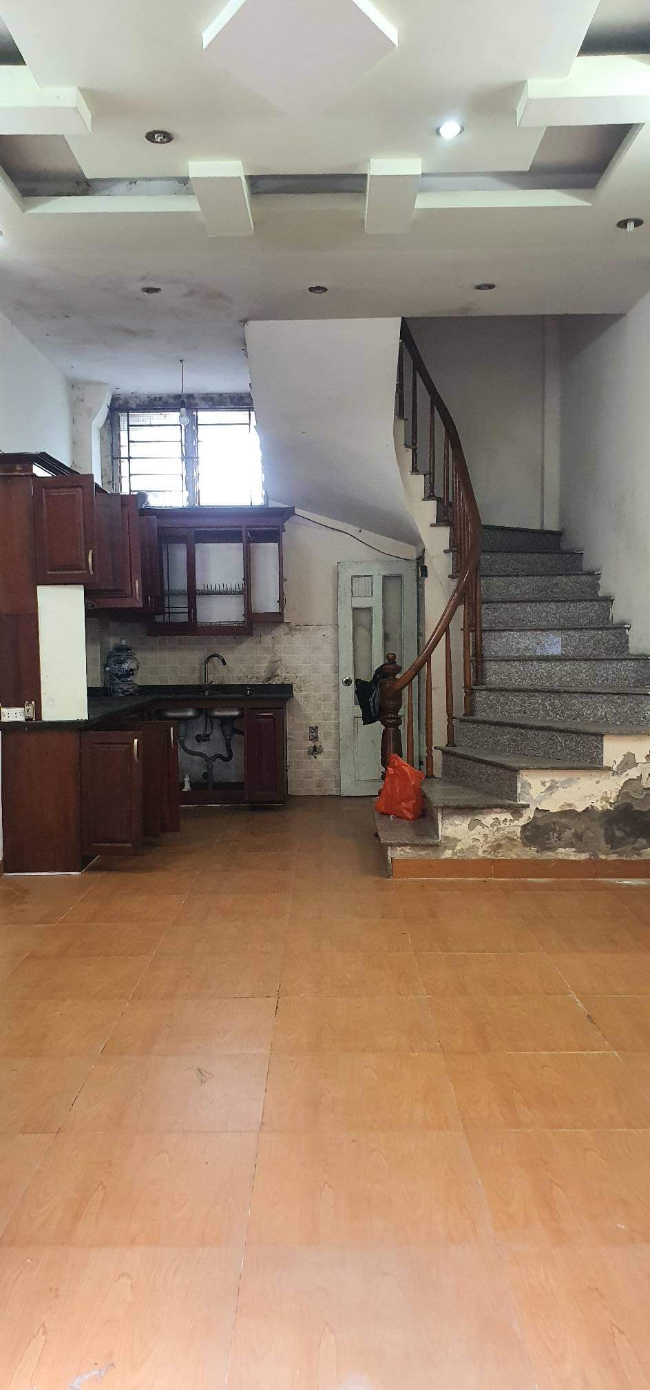 Bán nhà Định Công Hạ, Hoàng Mai, Hà Nội 33m2, 5 tầng, 2,5 tỷ