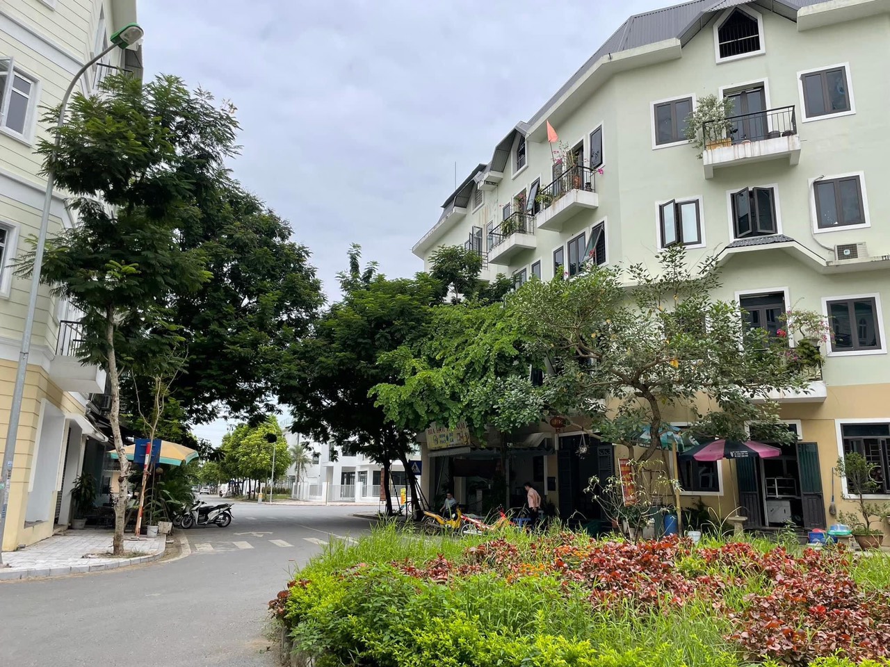 Bán nhà liền kề phân lô khu đô thị Dương Nội