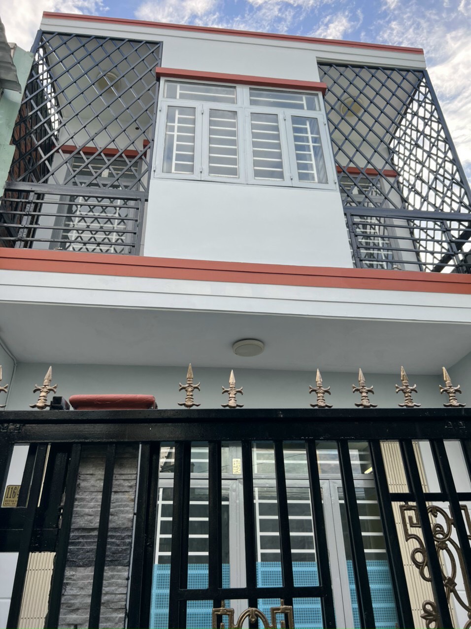 Bán nhà sổ riêng 1716/42 Huỳnh Tấn Phát, Nhà Bè liền kề Quận 7