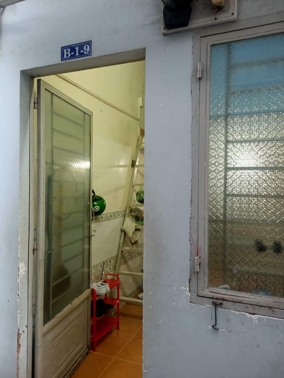 BÁN GẤP 2 CĂN NHÀ TRỌ Q7 . GIÁ CHỈ 570 TRIỆU