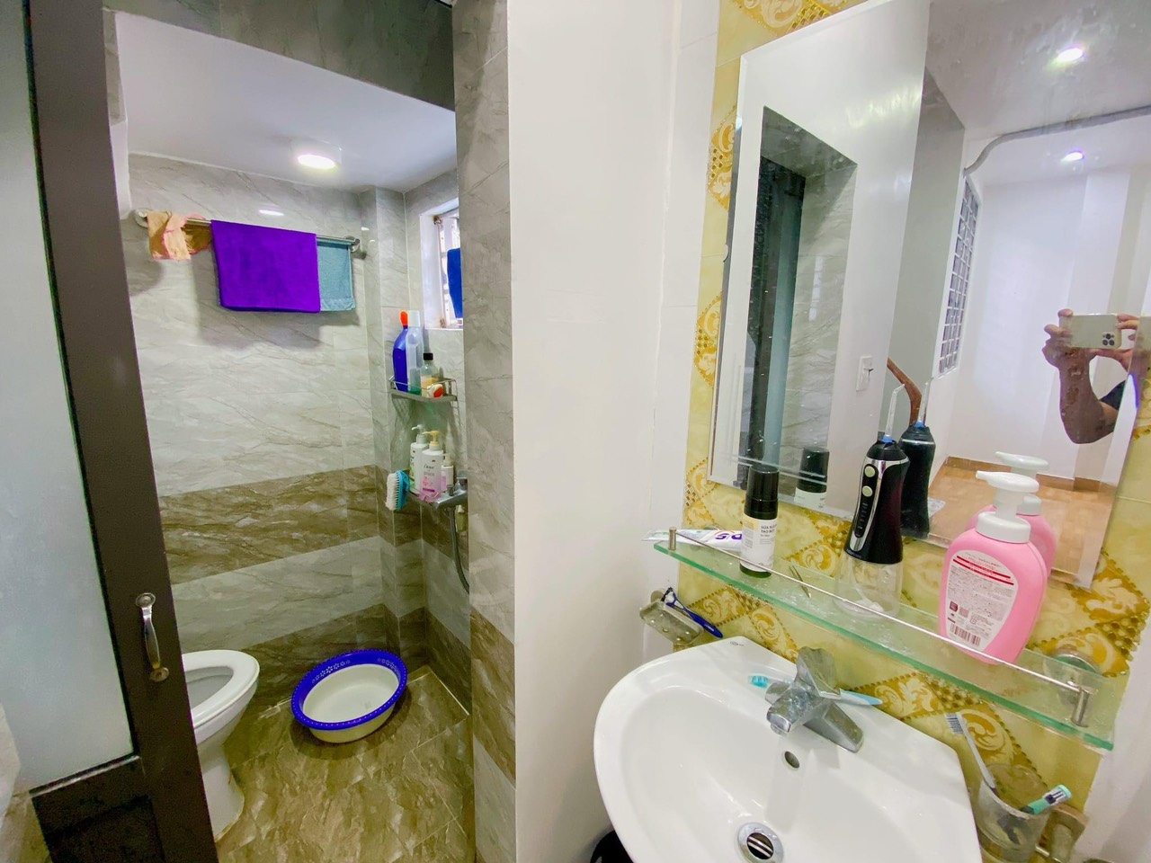 NHÀ GỐC DÂN. F0. Chủ nhà ở cực kỳ giữ gìn nhà sạch sẽ. Giá 1.75 tỉBán nhà 3 tầng xây độc lập còn mới.