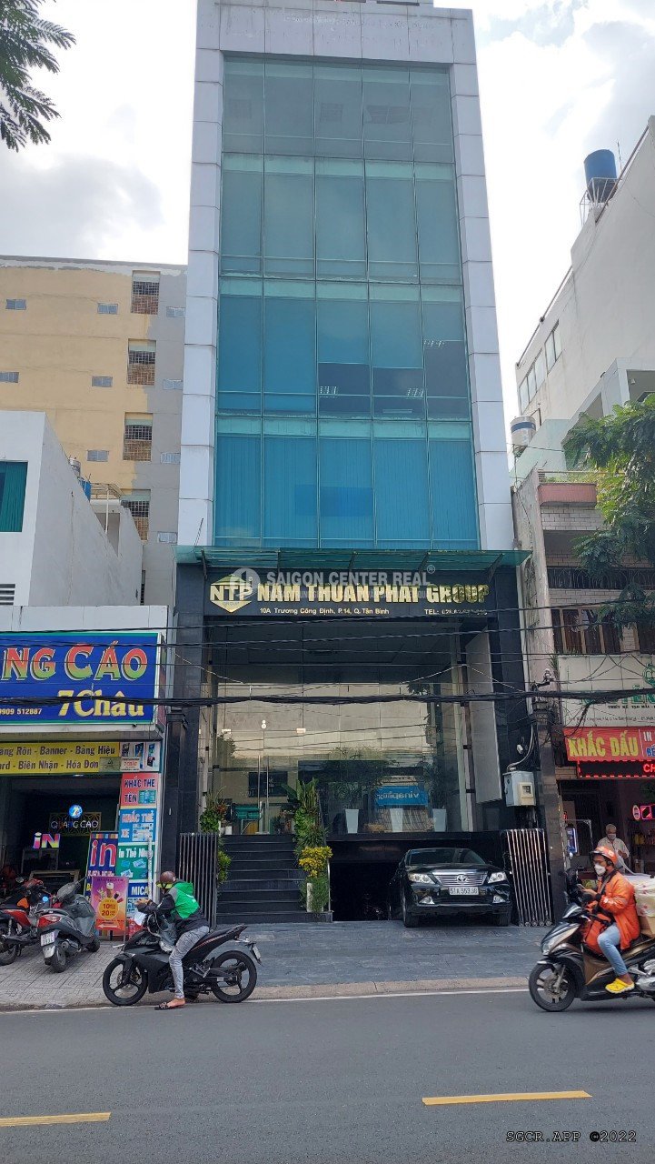 Bán tòa nhà building văn phòng mặt tiền 10A Trương Công Định, Phường 14, Quận Tân Bình