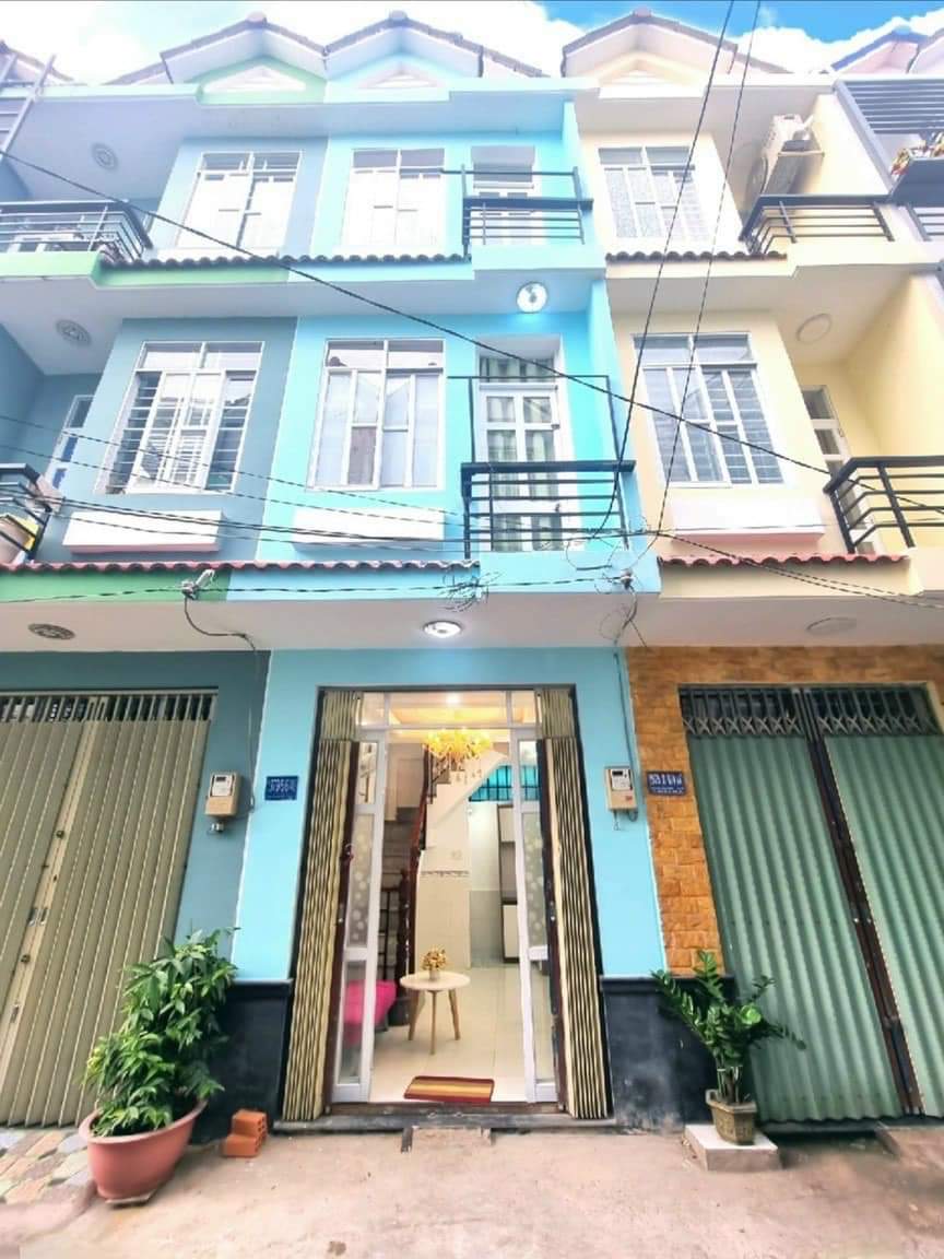 Bán nhà Hẻm xe hơi Giá : 1 tỷ 820 còn thương lượng