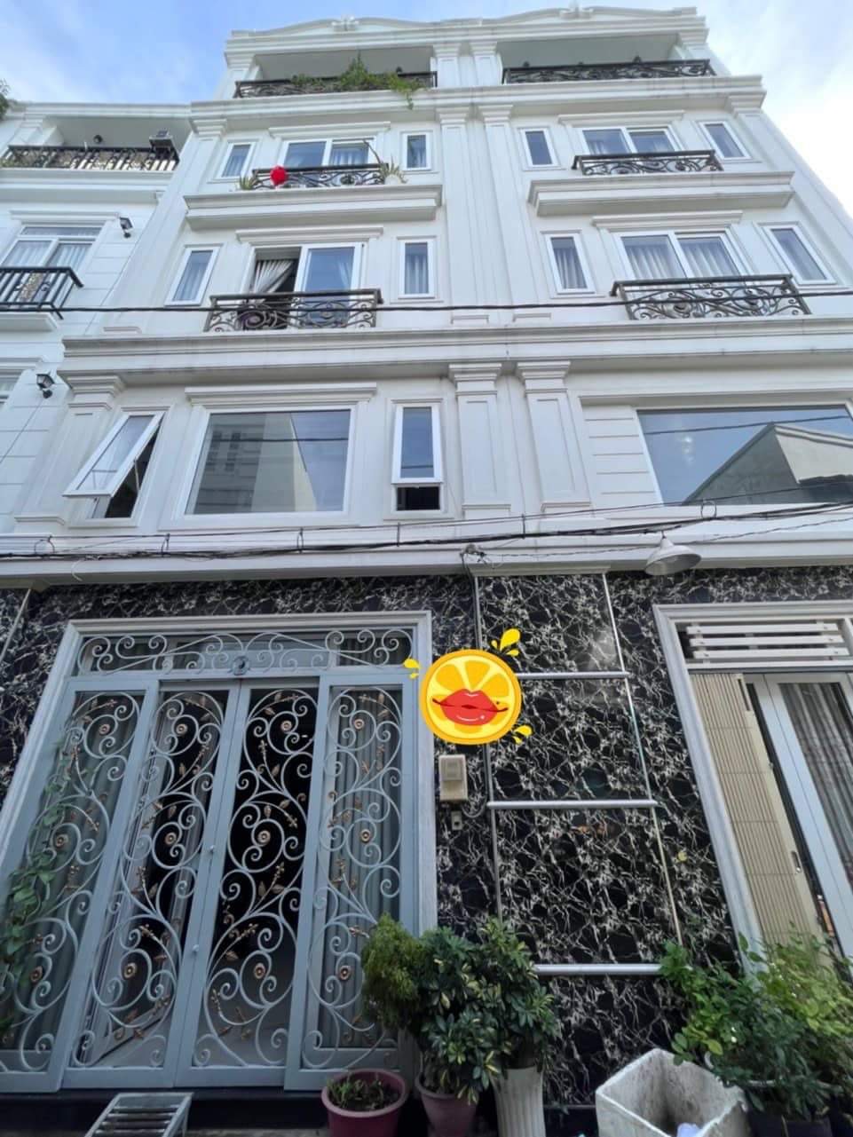 LÊ QUANG ĐỊNH P11, HXH 41m2 5 Tầng 3PN master, Khu cao tầng, 6.8 TỶ TL.