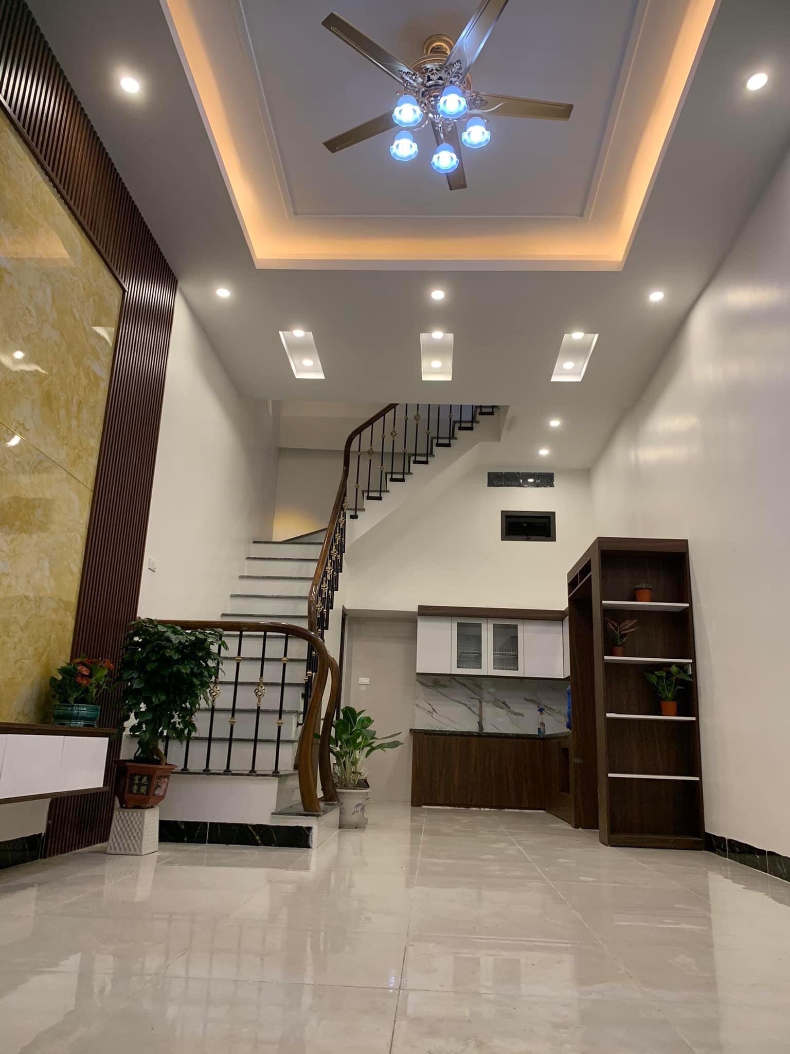 CHÍNH CHỦ CẦN BÁN NHÀ NGUYỄN TRÃI , HÀ ĐÔNG , Ô TÔ ĐỖ CỬA , GIÁ 5,1 TỶ