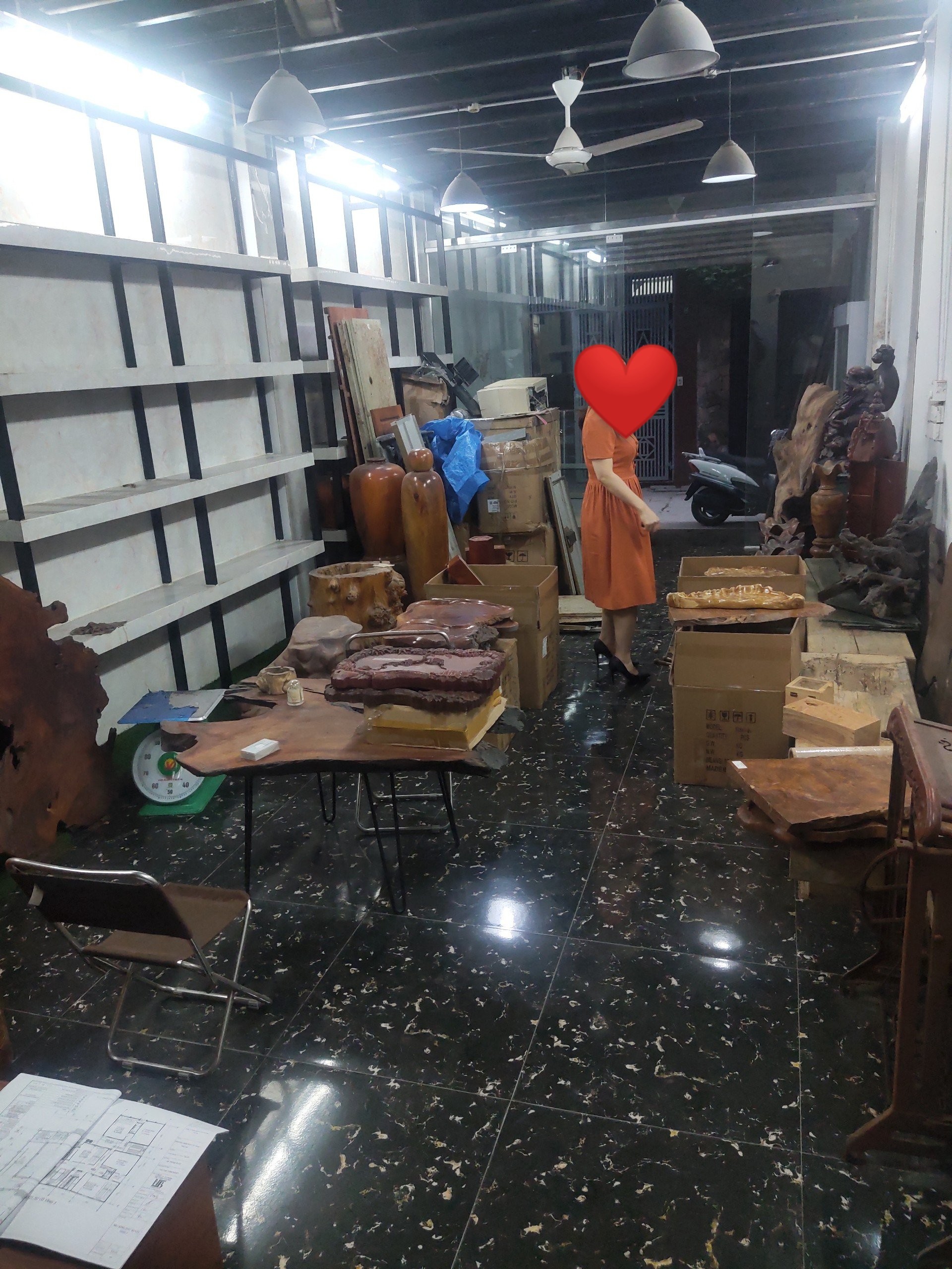 CHO THUÊ NHÀ ĐÊ LA THÀNH, NHÀ MẶT NGÕ Ô TÔ TẢI - NGÕ THÔNG - KD SẦM UẤT