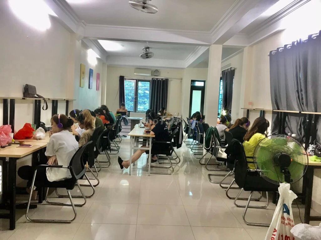 Cho thuê văn phòng tầng 2 ngõ 232 Phùng Hưng , Hà Đông