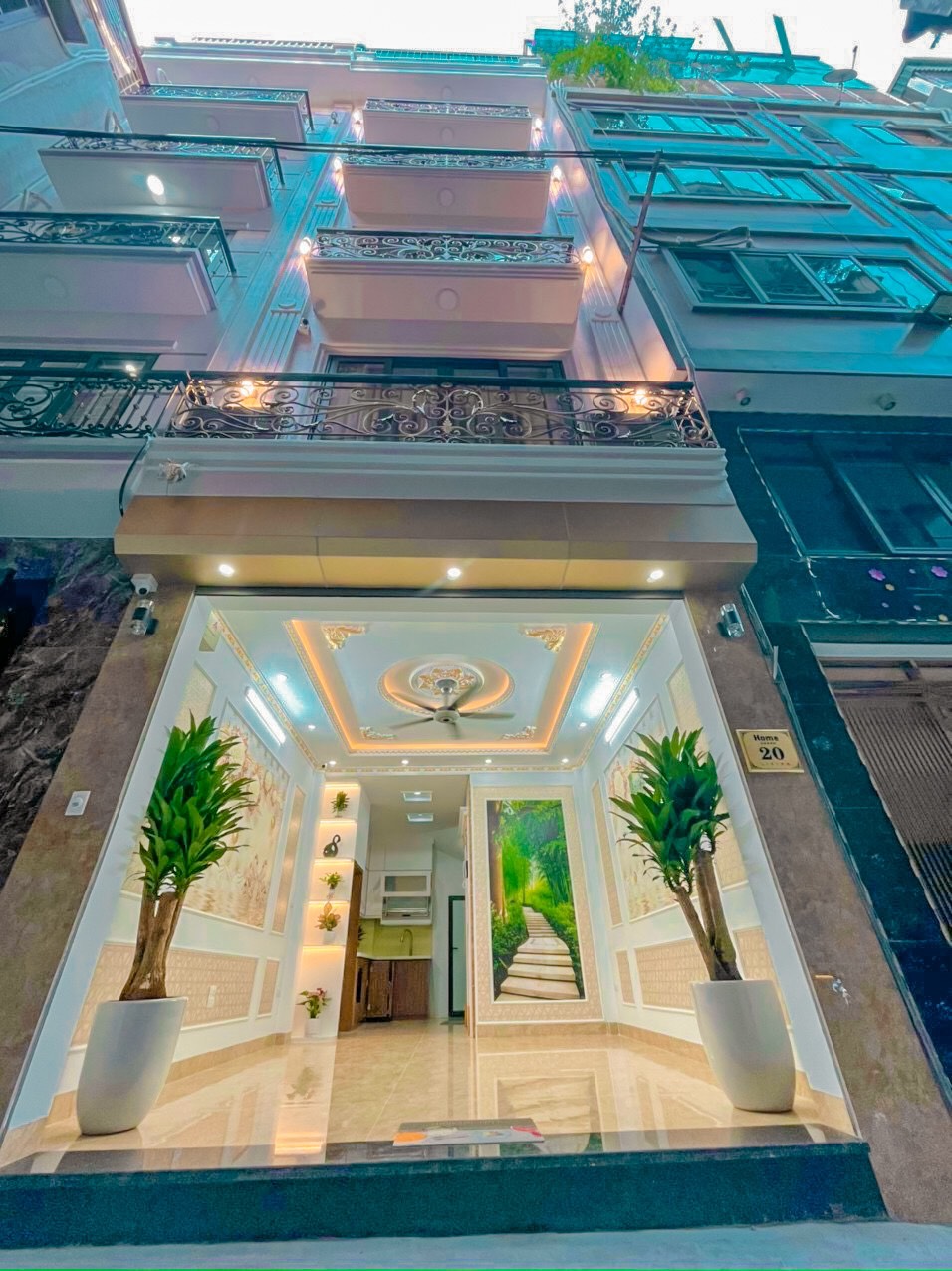 BÁN NHÀ TÂY SƠN, ĐỐNG ĐA, Ô TÔ , KINH DOANH, 4 TẦNG, DÂN XÂY.