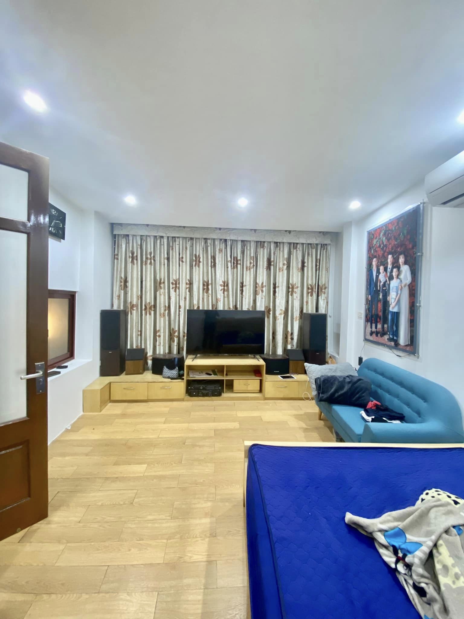 Bán nhà Bồ Đề, Long Biên 56m2 Ngõ Ô tô tránh 4 tỷ hơn