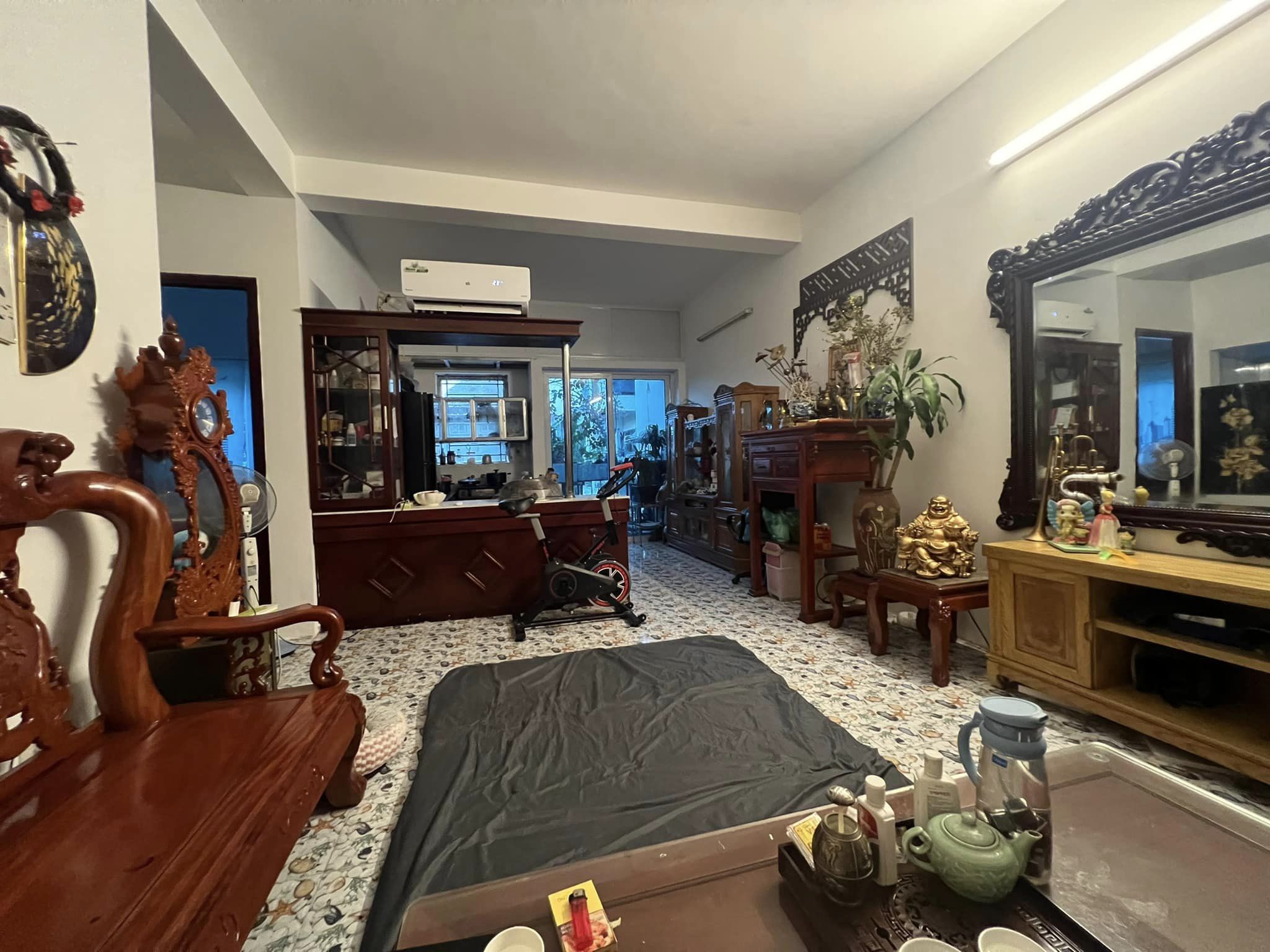 Bán nhà 38m2 5 ngủ phố Âu Cơ, Tây Hồ Ô tô sát cửa 4 tỷ nhỉnh