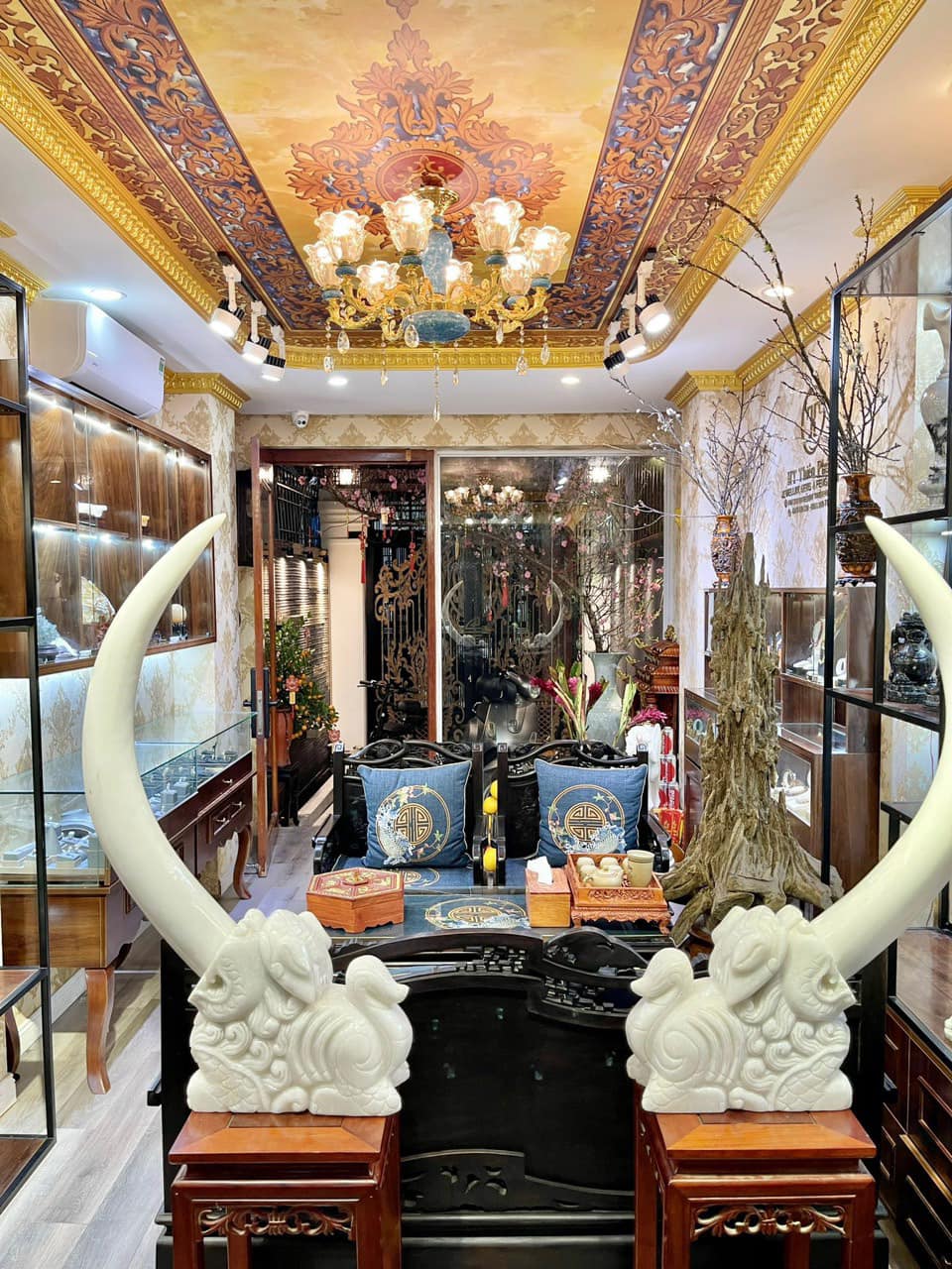 Lô góc 3 thoáng Nguyễn Văn Cừ 52m/3T/3N 5m Ô tô tránh 3 tỷ