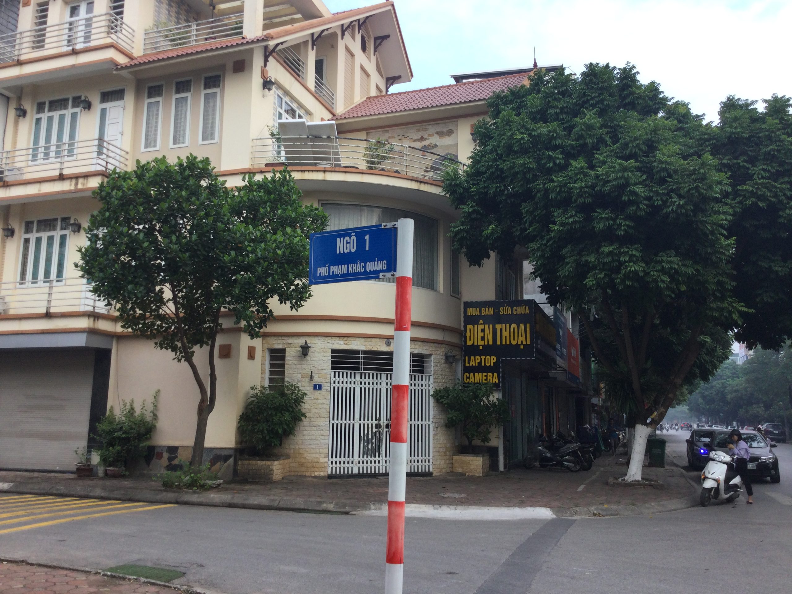 Nhà PHỐ đẹp lô góc Oto tránh KD ,vị trí VIP Phạm Khắc Quảng , 82m, MT18m, 18.9 tỷ
