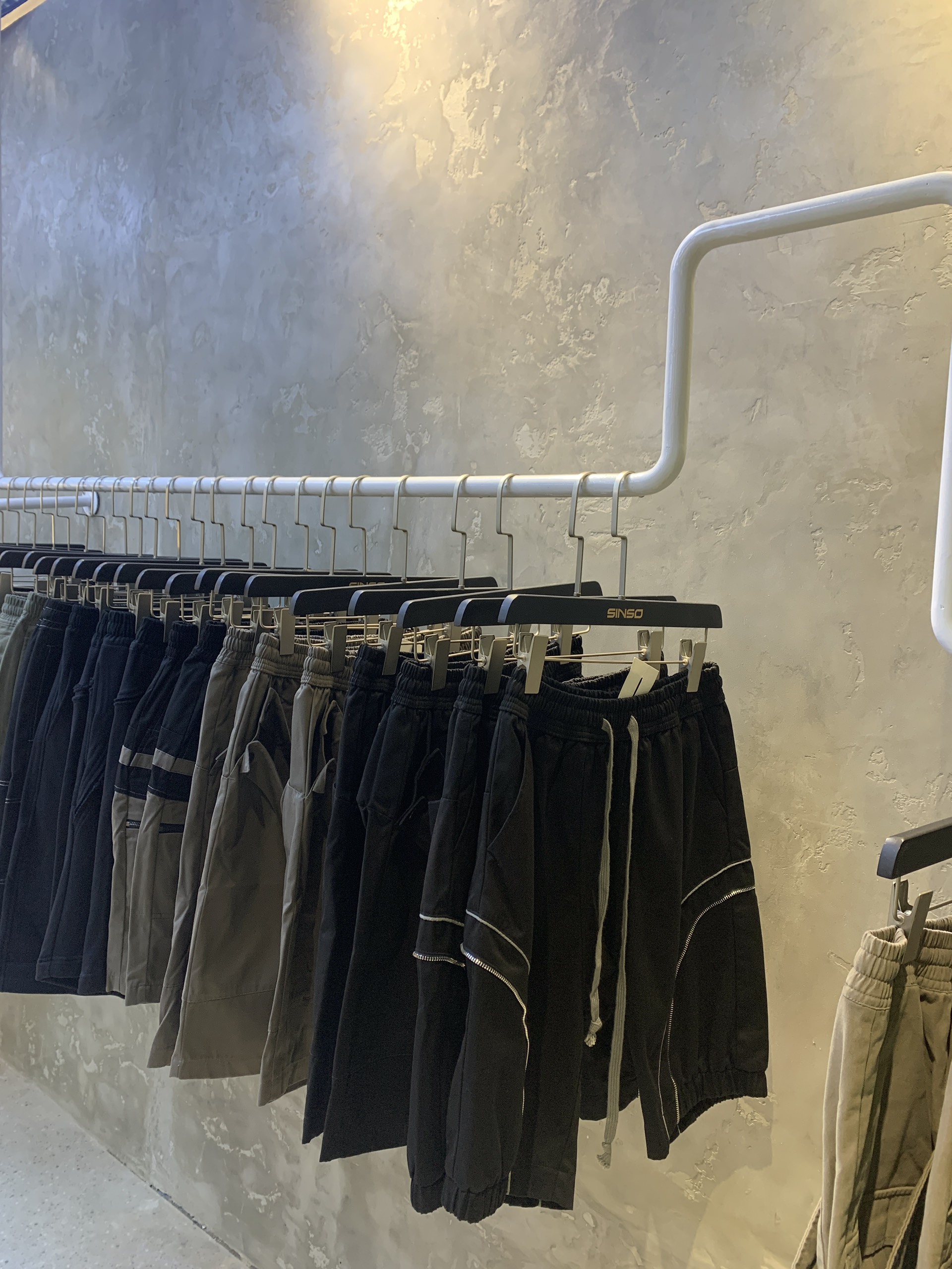 CẦN SANG LẠI CỬA HÀNG TẠI 39C HÀNG BÀI HOÀN KIẾM HÀ NỘI