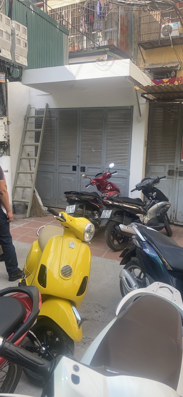 Chính chủ cần bán nhà 27m2 Tân Mai cách chợ Tân Mai 25m