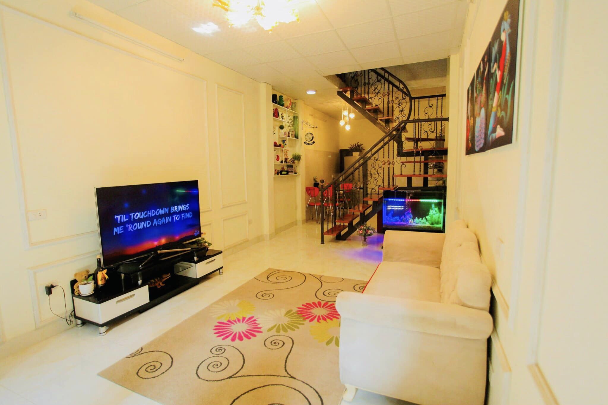 NHÀ ĐẸP CỔ NHUẾ 42m2 - 3,2 tỷ- GẦN PHỐ Ở LUÔN - NỞ HẬU - GIÁ HỢP LÝ