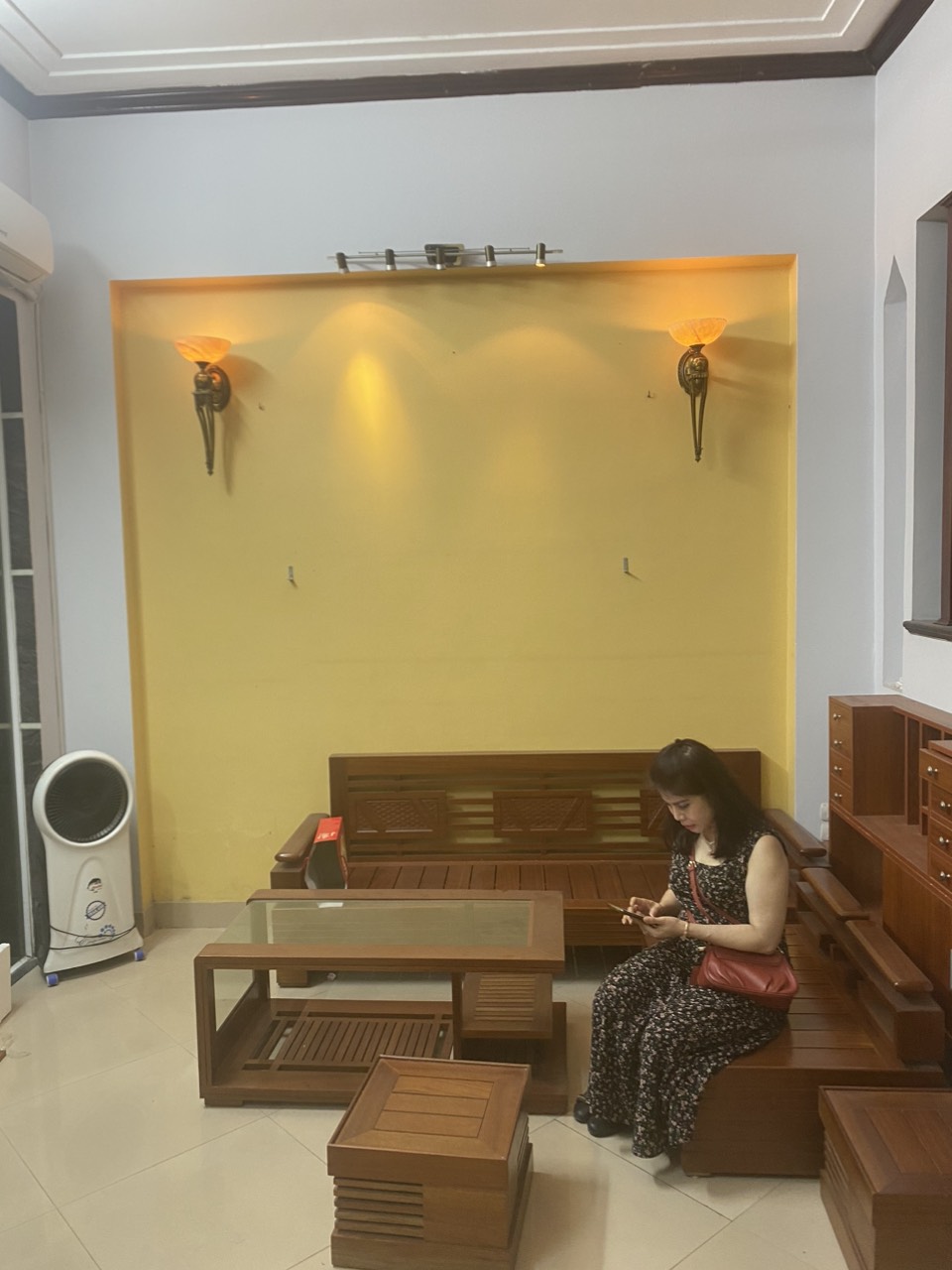 🔥🔥🔥Cho thuê nhà nguyên căn Phố Hoàng Hoa Thám, Ba Đình. Dt 45m2x5t. Chỉ 11tr