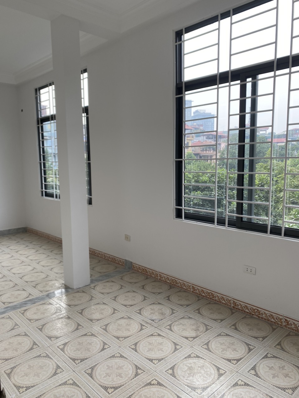 🍀🍀🍀Cho thuê nhà nguyên căn mặt ngõ Phố Ngọc Hà, Ba Đình. Ô tô đỗ cửa vừa ở vừa kinh doanh cực đỉnh. Chỉ 18tr