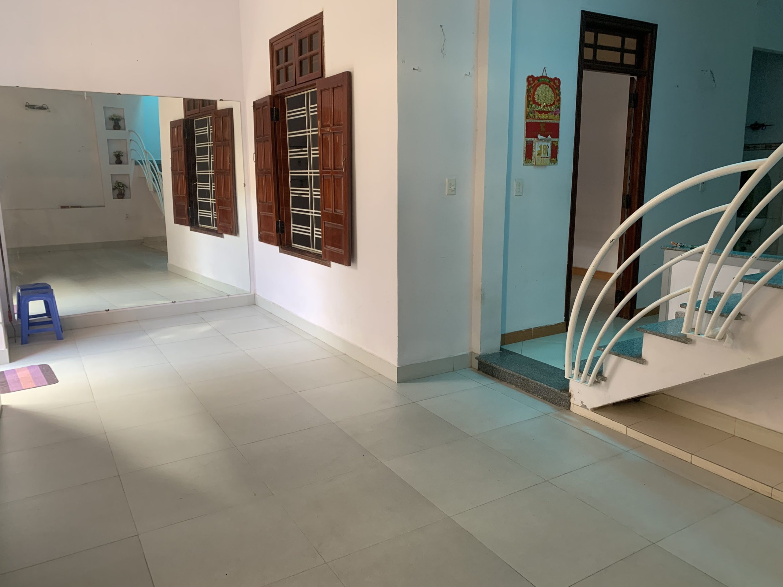 Cho thuê nhà 2 tầng kiệt ô tô đậu ngày đêm Trần Phước Thành – Cẩm lệ