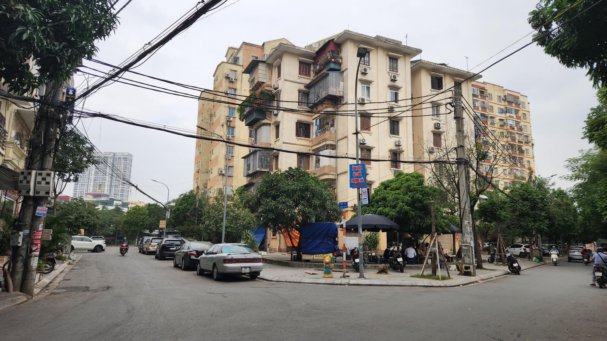 Bán mảnh đất ngõ 28 Xuân La - Quận Tây Hồ - diện tích 135m2.